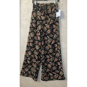 Classic Concepts LA. Womens  Wide Leg Pants